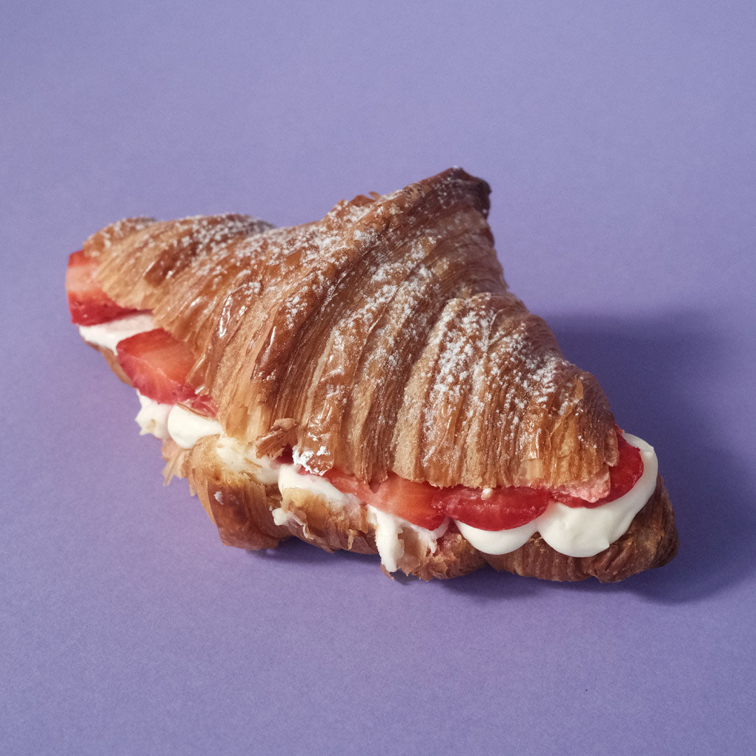 Croissant de mascarpone y frutos rojos