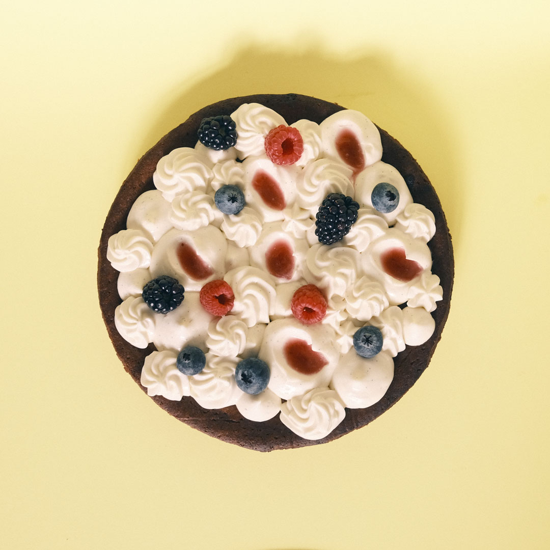 Tartaleta frangipane, mascarpone, mermelada y frutos rojos