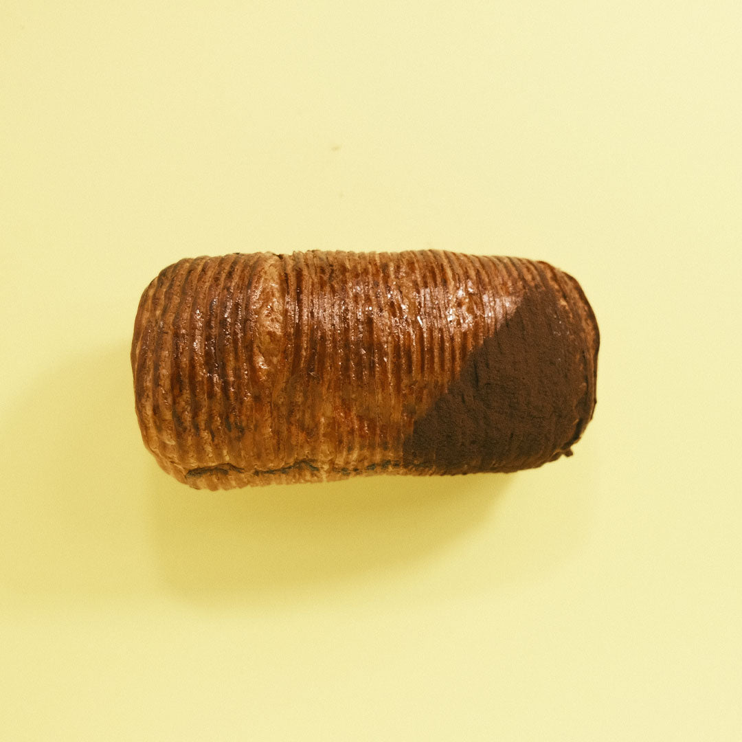 Mini suisse molde relleno de ganache de chocolate