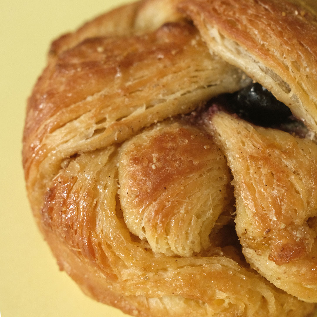 Blueberry cardamom roll