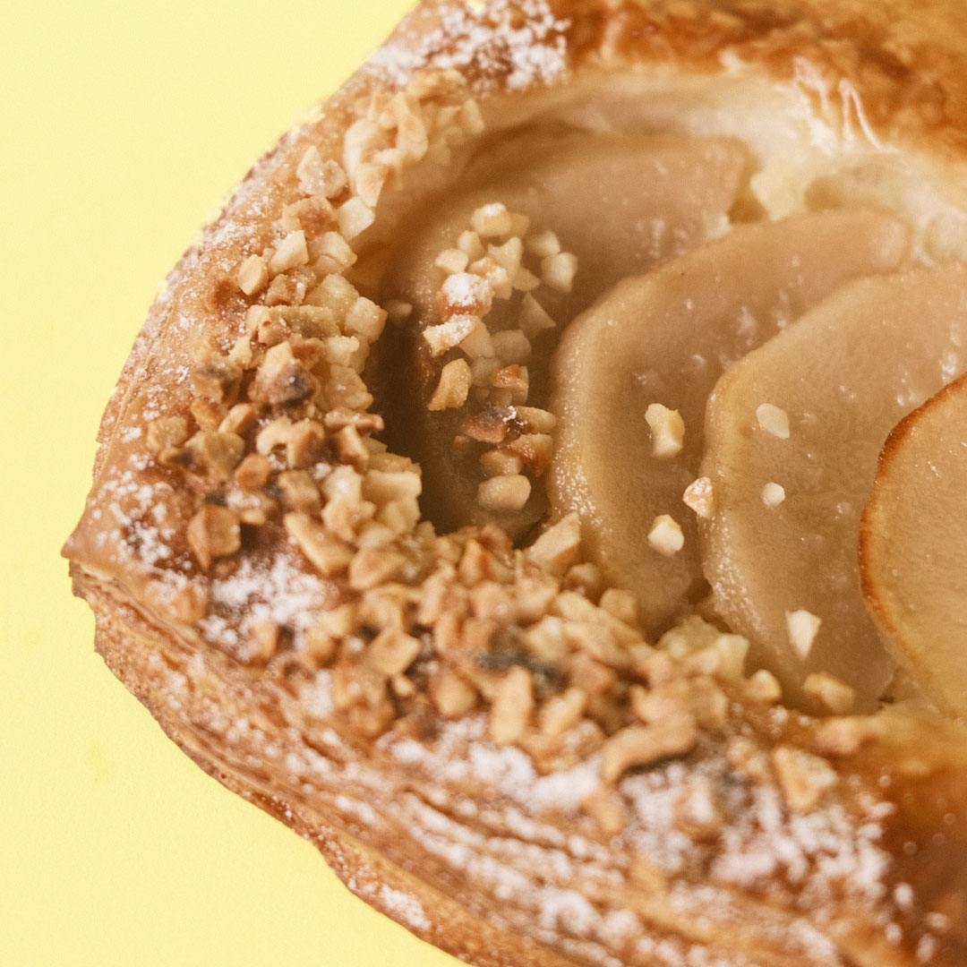 Tartaleta hojaldre pera