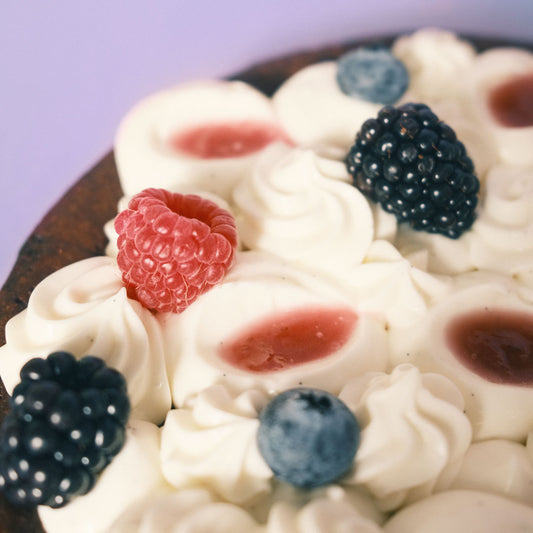Tartaleta frangipane, mascarpone, mermelada y frutos rojos