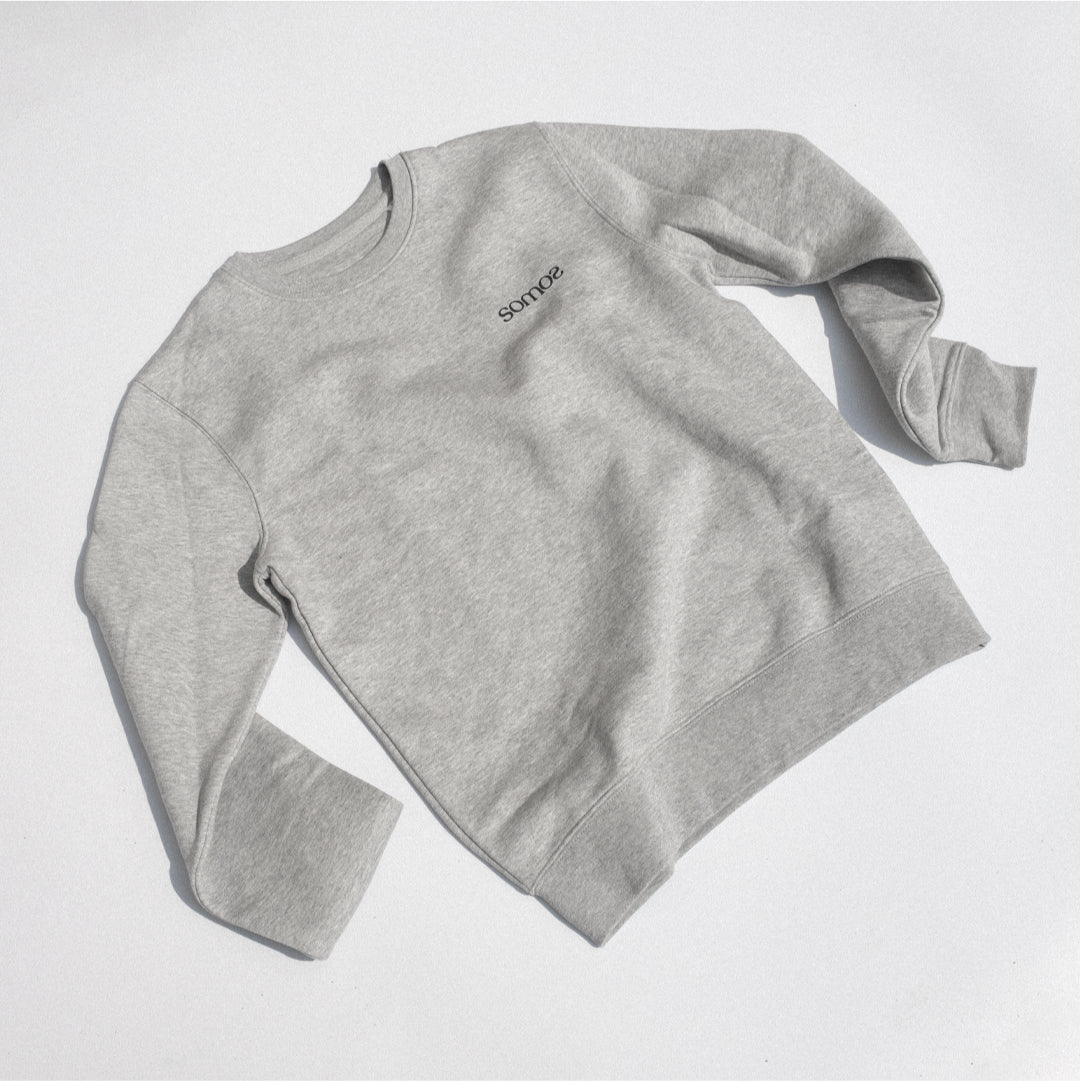 Sudadera gris Logo